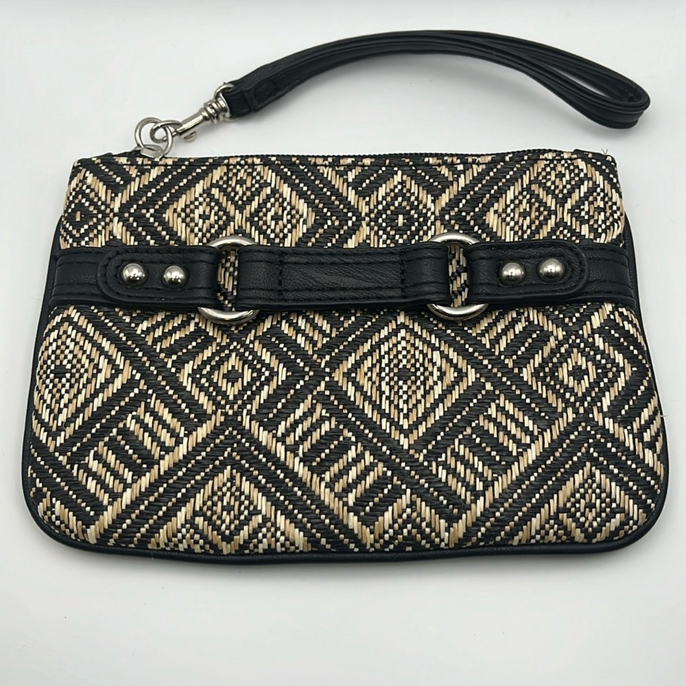 Express Geometric Print Wristlet
